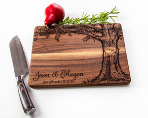 Personalized engraved cutting board oak tree design with initials inside a heart, couples gift for wedding, anniversary, Couples Gift.