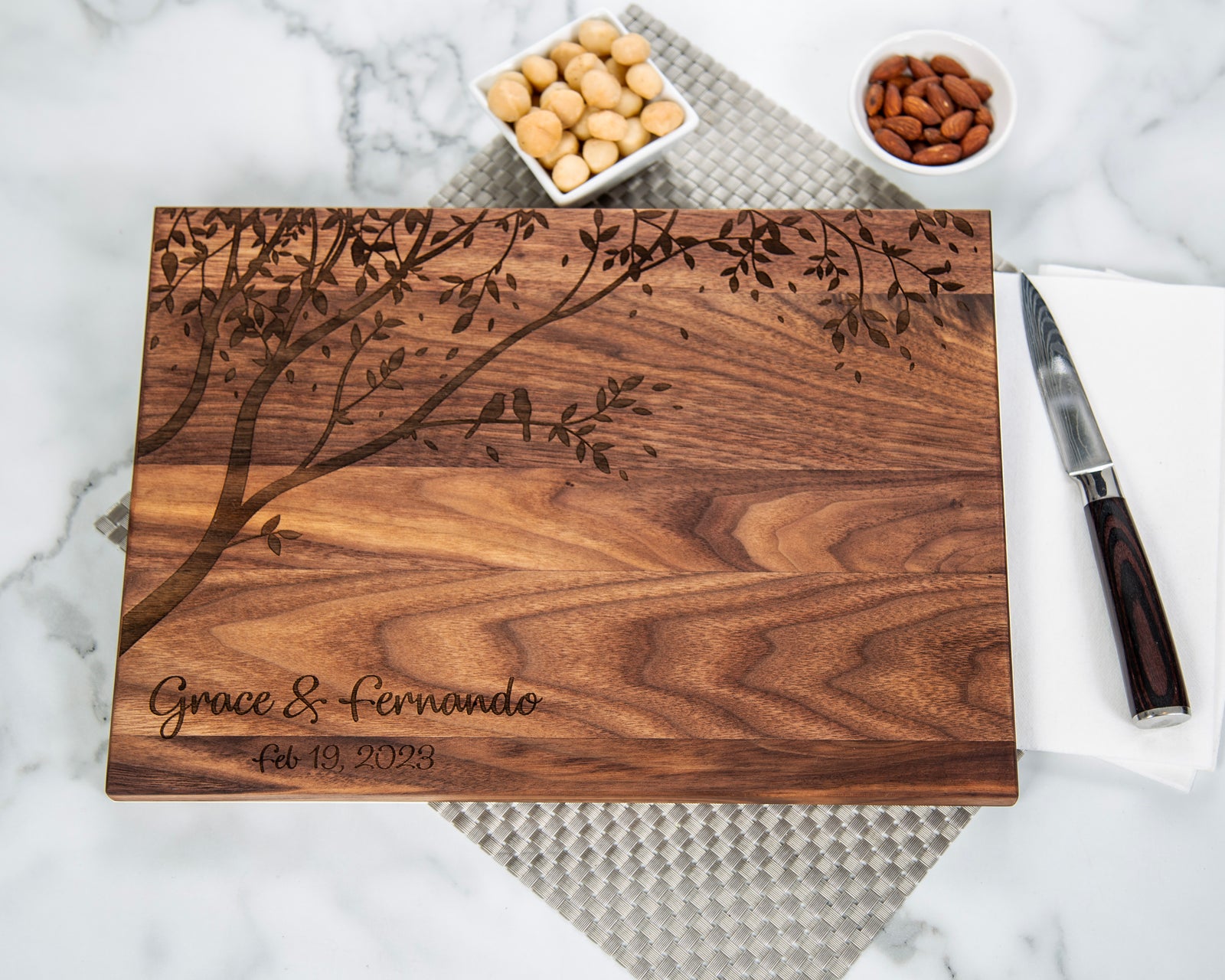 Tabla de cortar personalizada, regalo de árbol de roble de pájaros de canción, regalos de boda y aniversario, regalo de inauguración de la casa, regalos para ella, regalo de parejas