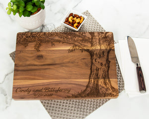 Personalized Cutting Board, Oak Tree With Initials In Heart, Wedding Gift, Anniversary Gifts for Her, Gifts for Him, Housewarming Gift