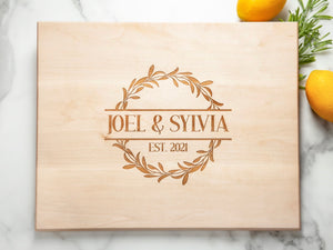 This maple wood cutting board features a graceful Floral design, which adds a one-of-a-kind sophistication to any kitchen. An ideal present for special milestones such as anniversaries, weddings, and other joyous events, it will be a long-lasting and cherished part of any couple's home.